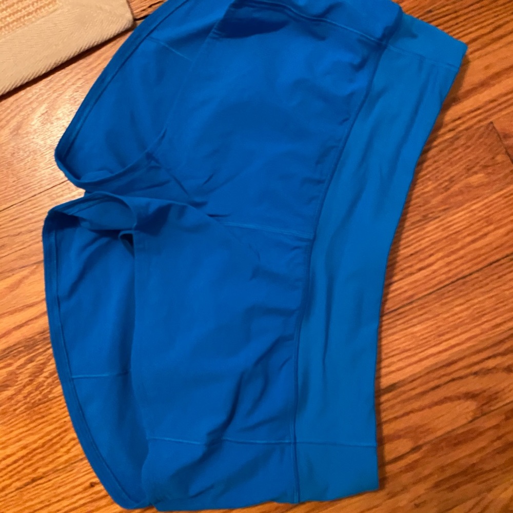 Lulu lemon short